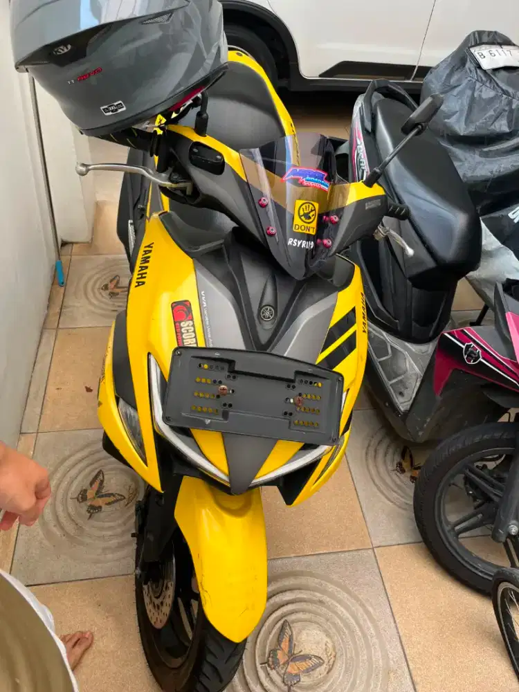 Aerox Tahun 2017 Kuning