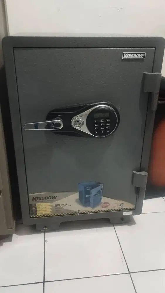 Krisbow Fire Safe Digital & Key Lock 10091302 | Brankas Tahan Api