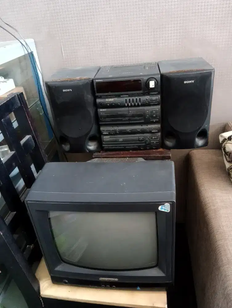 Jual murah BU tape merk sony & tv grundig