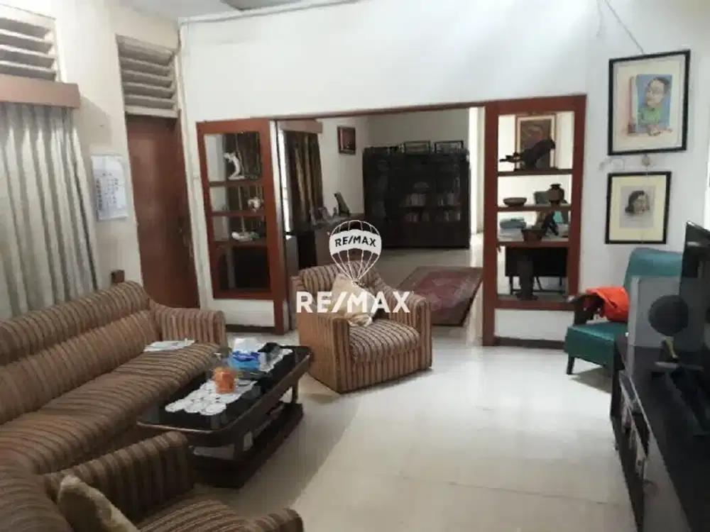 Dijual Rumah Pinggir Jalan Duren Tiga Raya, Hitung Tanah, Cocok Usaha & Kantor