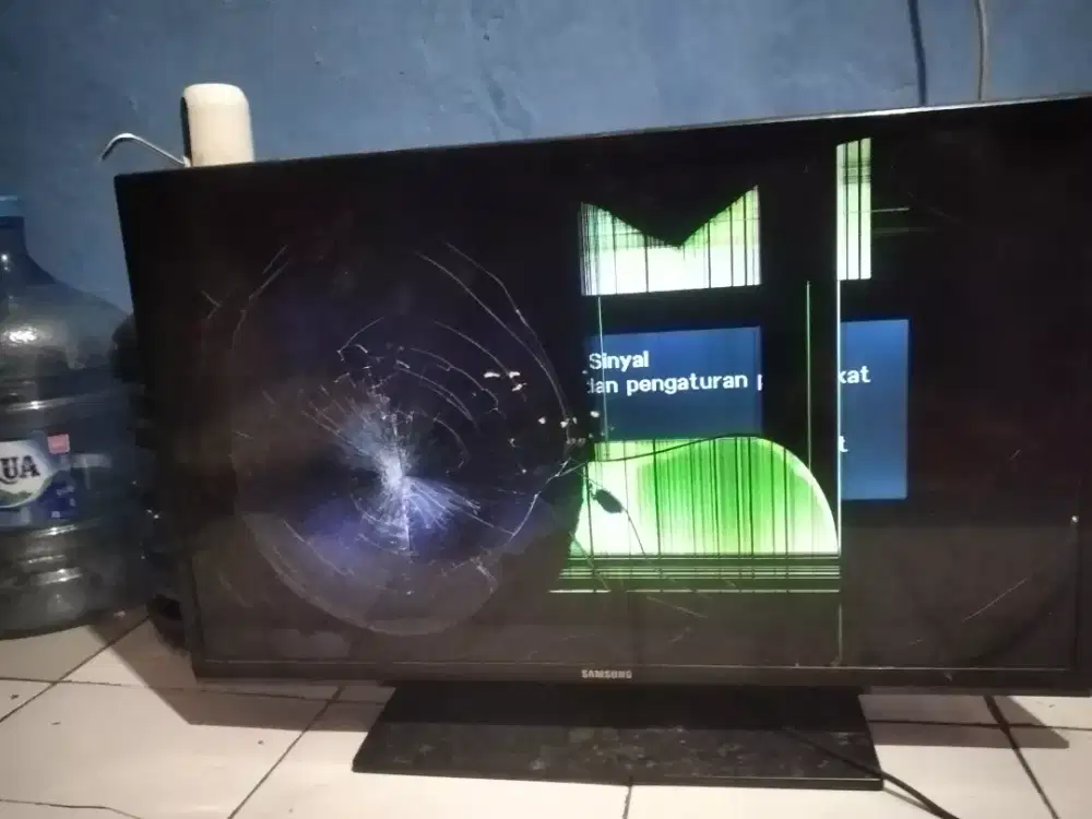 Mesin cuci TV  kena lcd
