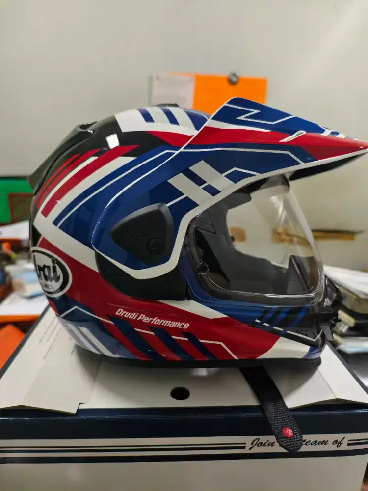 ARAI TOUR-CROSS V
