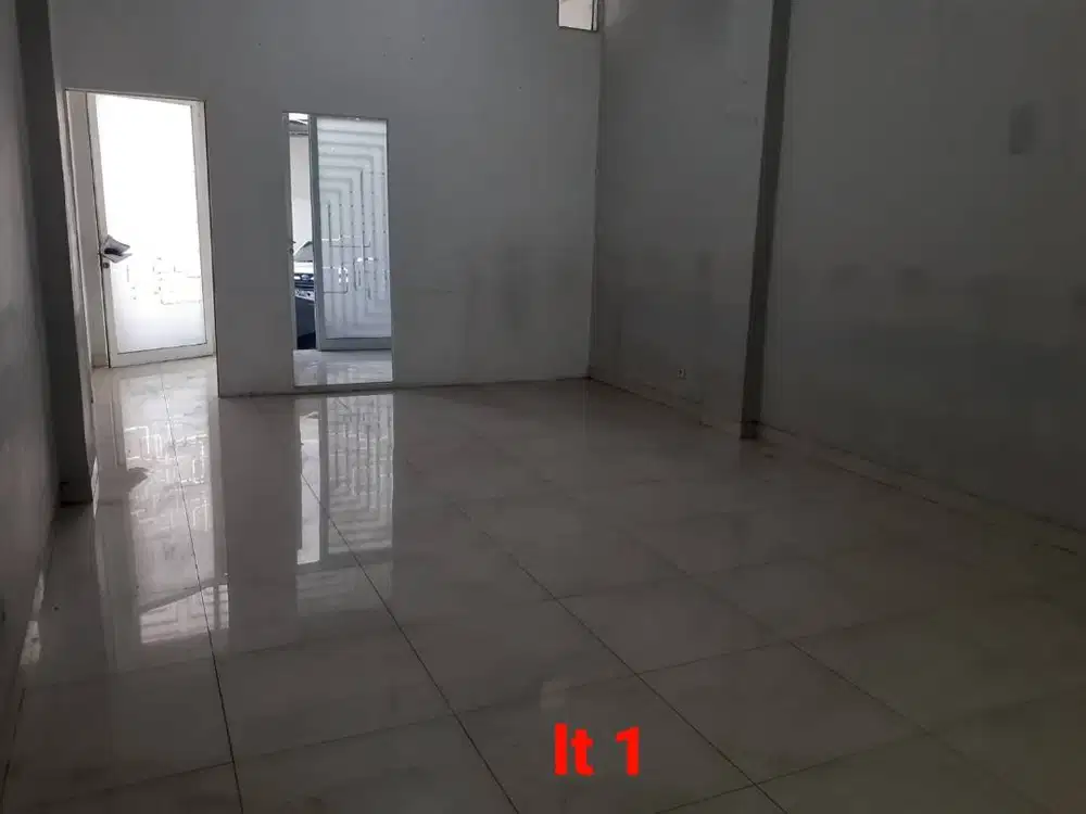 Dijual Murah Ruko 4 Lantai di tengah Kota Jakarta Barat (Butuh Cepat)