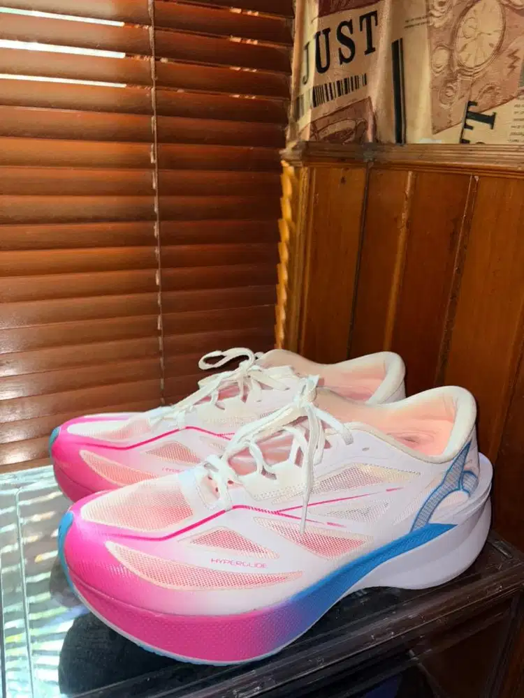 Sepatu lari ortus hyperglide (murah)