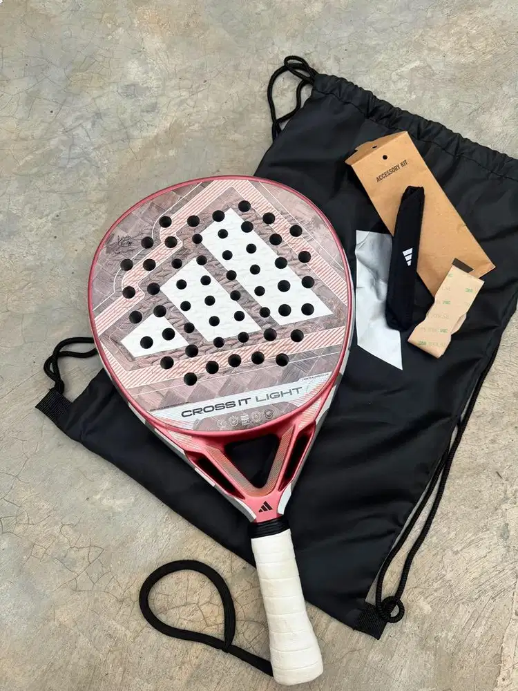 Raket Padel Adidas Cross It Light 2026 by Martita Ortega