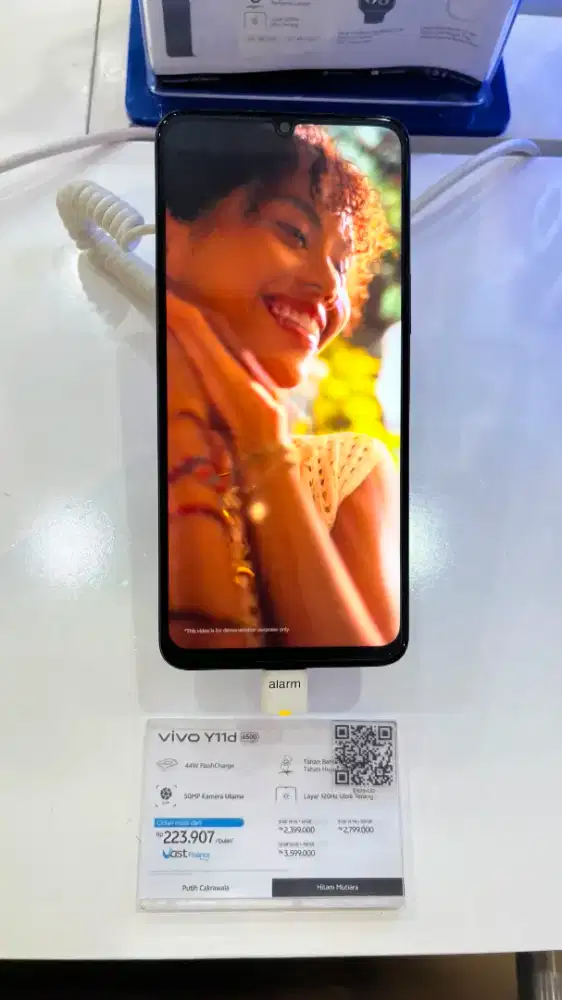 VIVO.  Y11d.  kapasitas baterai 6500
