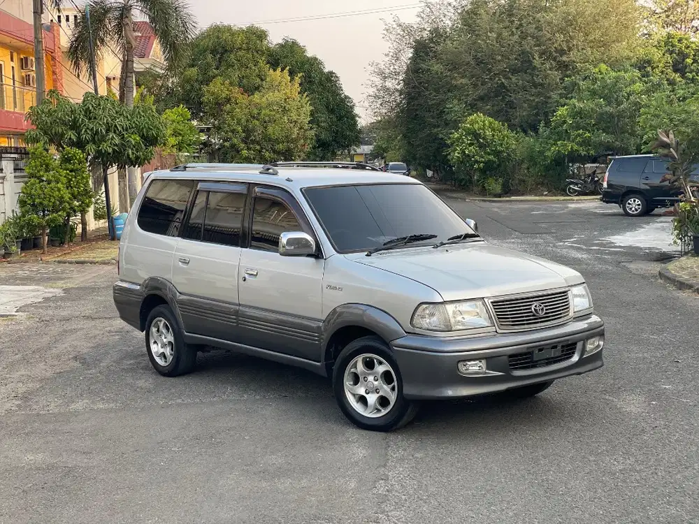 TOYOTA KIJANG KRISTA 2.0 EFI MT 2002