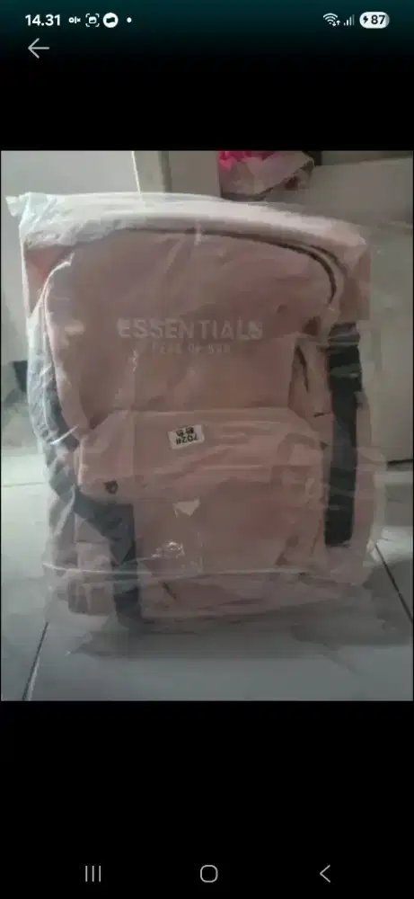 Tas ransel essential