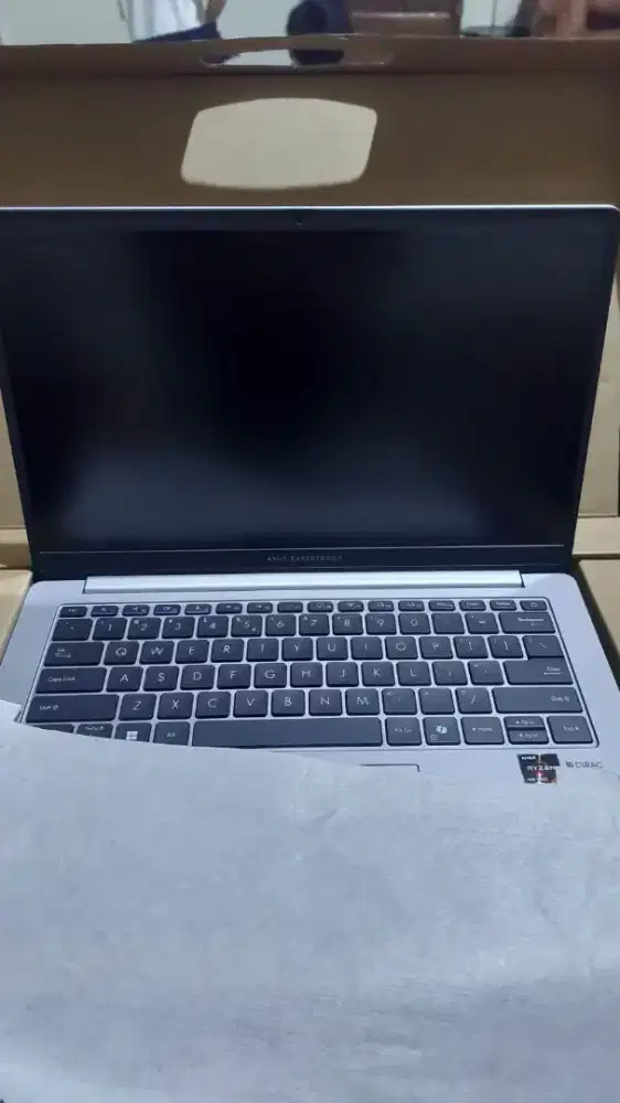 ASUS ExpertBook P1 PM1403CDA Ryzen 5 7535HS