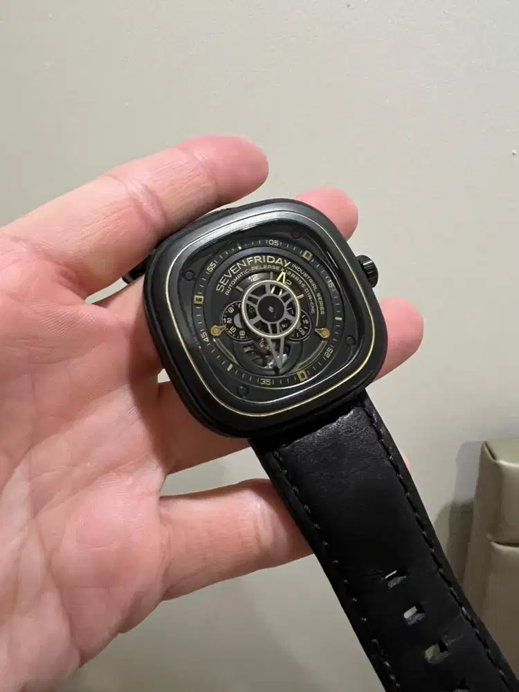 JAM TANGAN SEVENFRIDAY ORI 100%
