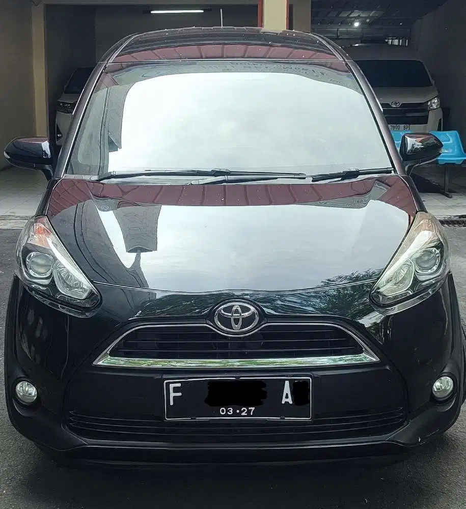 Toyota Sienta V 2016 Matic
