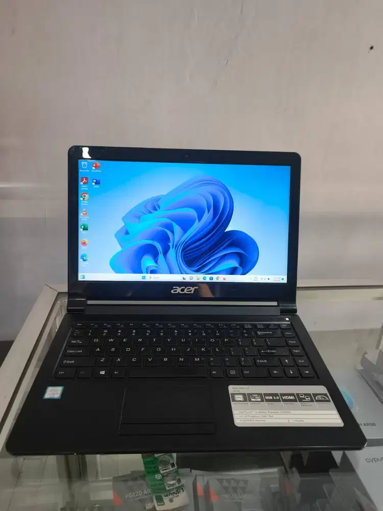 LAPTOP ACER ONE 14 i3 GEN 6 / SSD 128GB / HDD 1TB