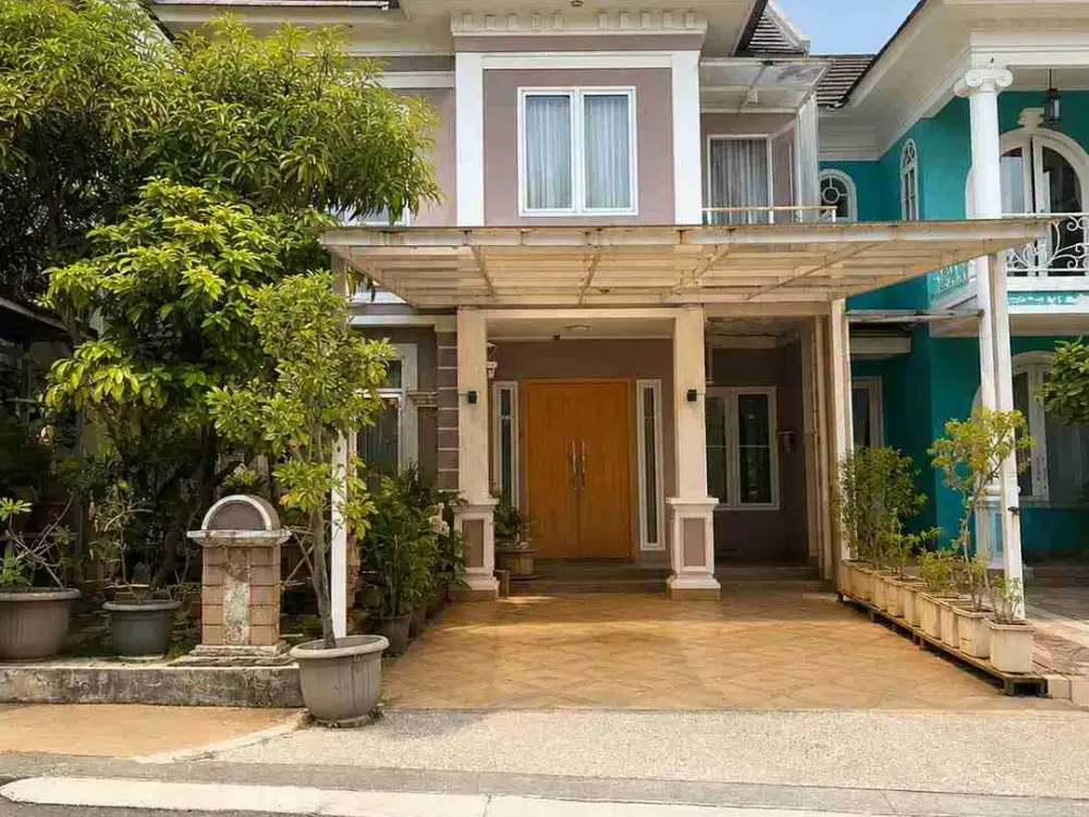 Rumah Cozy Rapih Ada Halaman Belakang LT 180 Di Legenda Wisata Cibubur
