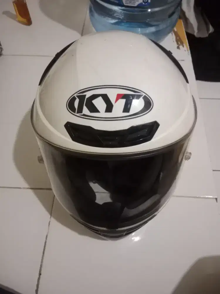 Helm Zeus KYT Putih Fullface