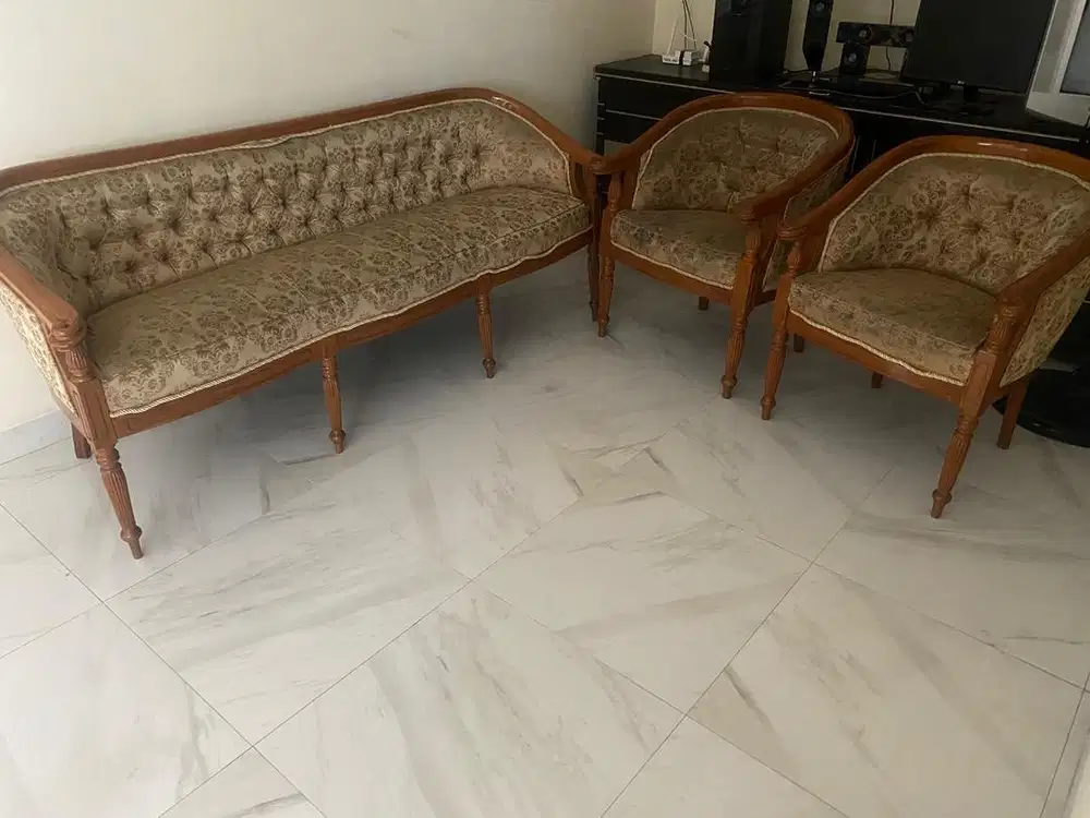 D jual kursi tamu