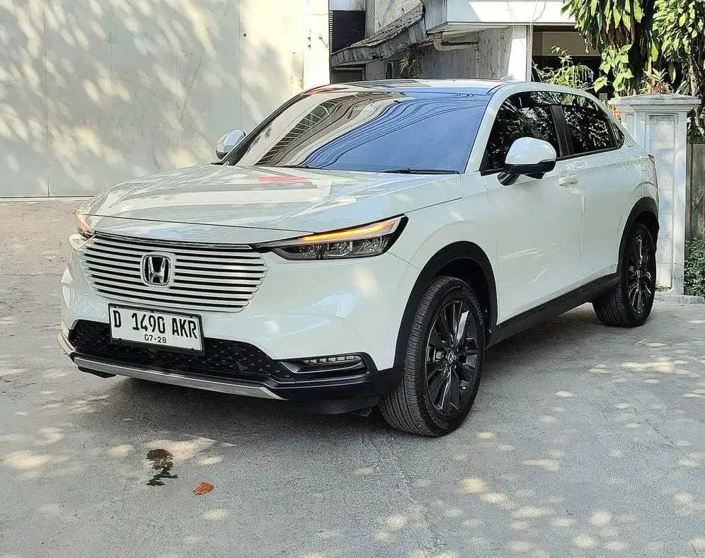 New HRV SE 1.5 AT LowKM 8rb 2023 PANORAMIC RECORD HONDA BANDUNG