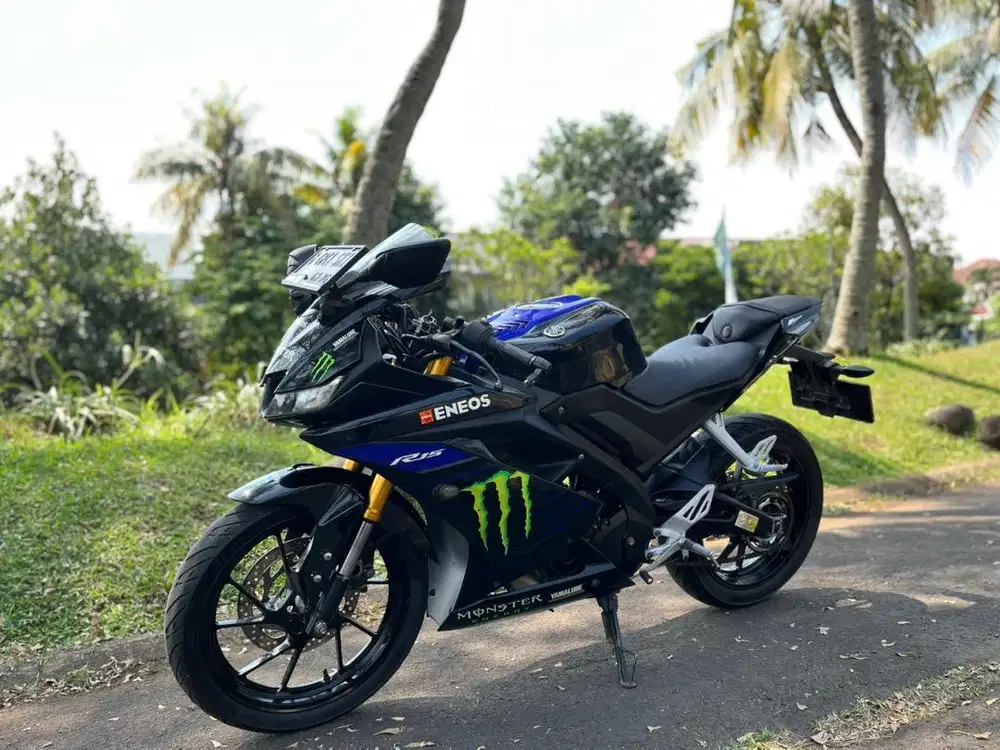 2020 yamaha R15 V3 pajak panjang spesial monster energy
