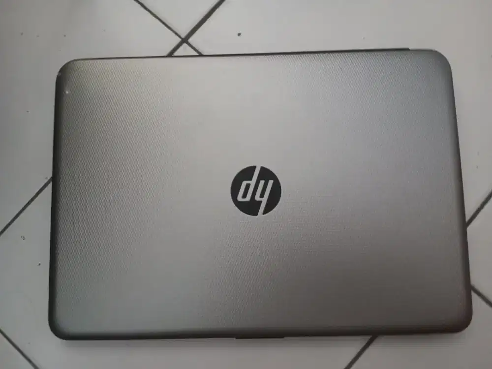 Laptop Hp intel core i3 Ram 8gb, HDD 500gb normal lancar