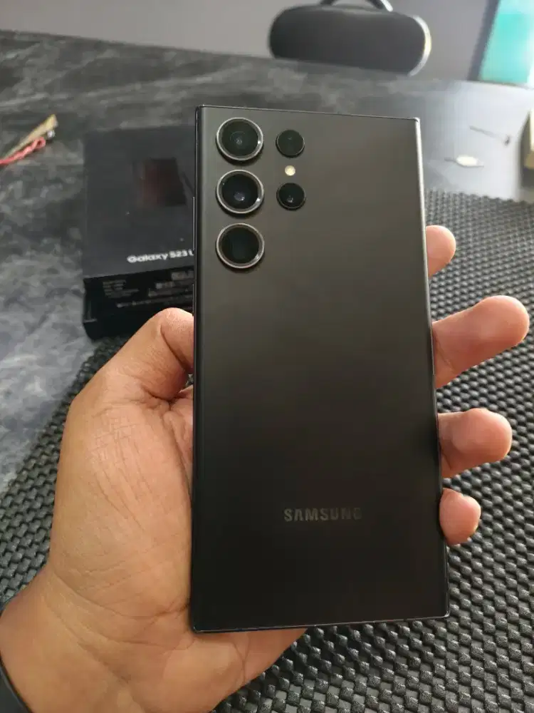 Samsung S23 Ultra 12/256 Sein (second) kondisi Lecet jamur 80 % an