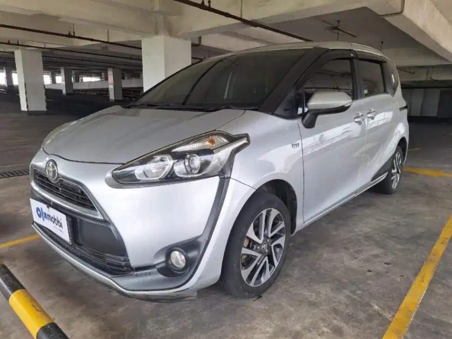 DP RENDAH Toyota Sienta 1.5 V Bensin-AT 2017 BOCS