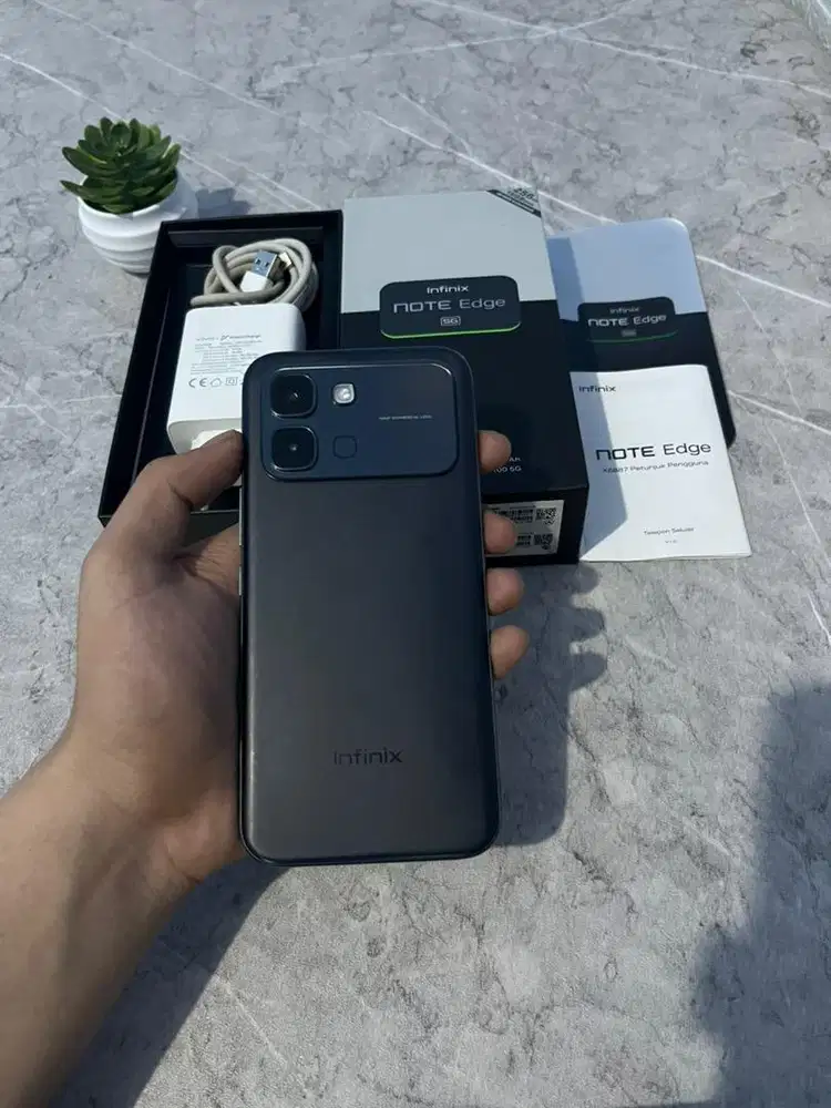 Infinix Note Edge 8/256 Fulset