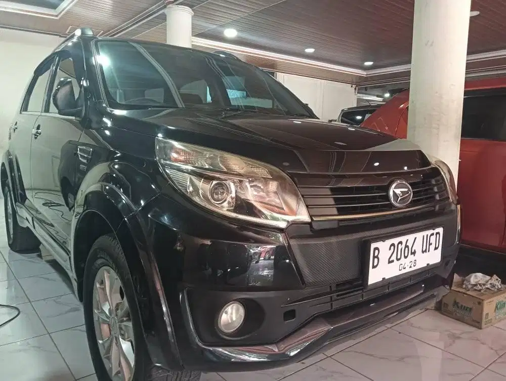 Daihatsu Terios R matic DP 5,JT tahun 2017