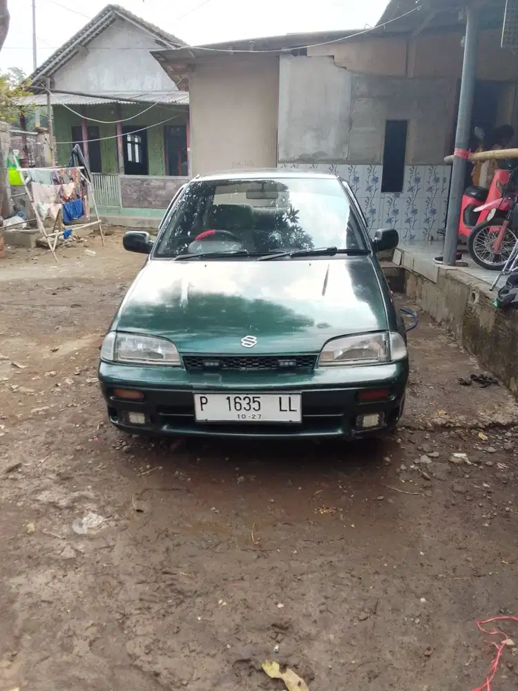 merek Suzuki model zedan 1996