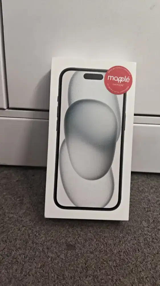 iPhone 15 256gb ibox