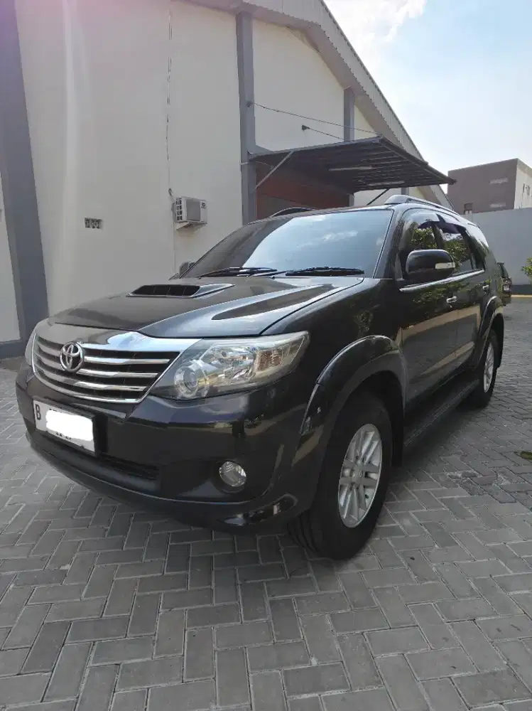 Dijual Toyota Fortuner G (4x2) AT 2012 diesel