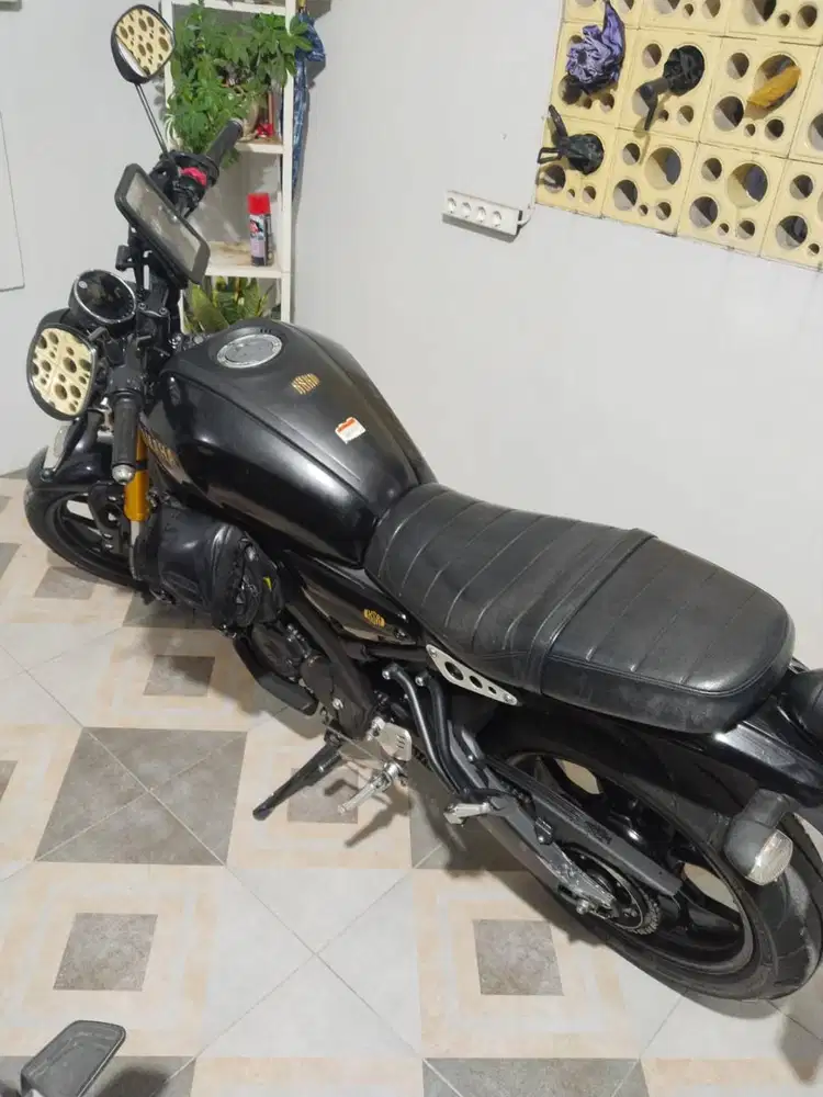 Yamaha XSR 155 2024 BLACK