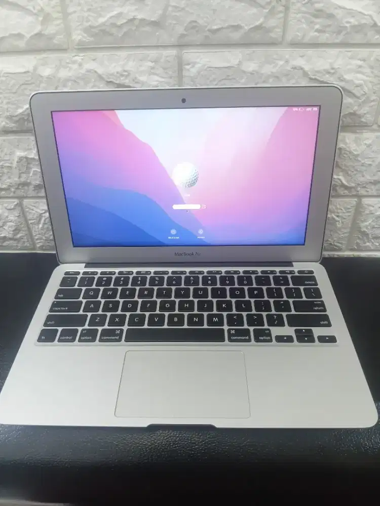 Jual macbook air 11 2015 fullset