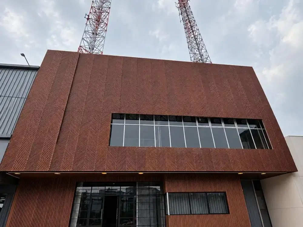 Dijual Gedung Cocok untuk Kantor & Resto di Mainroad Setiabudi Bandung