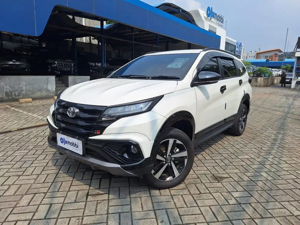 [BUNGA 0%] Toyota Rush 2025 EIC