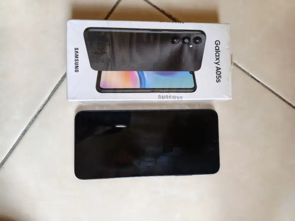 Samsung a05s 6/128 minus layar retak sedikit