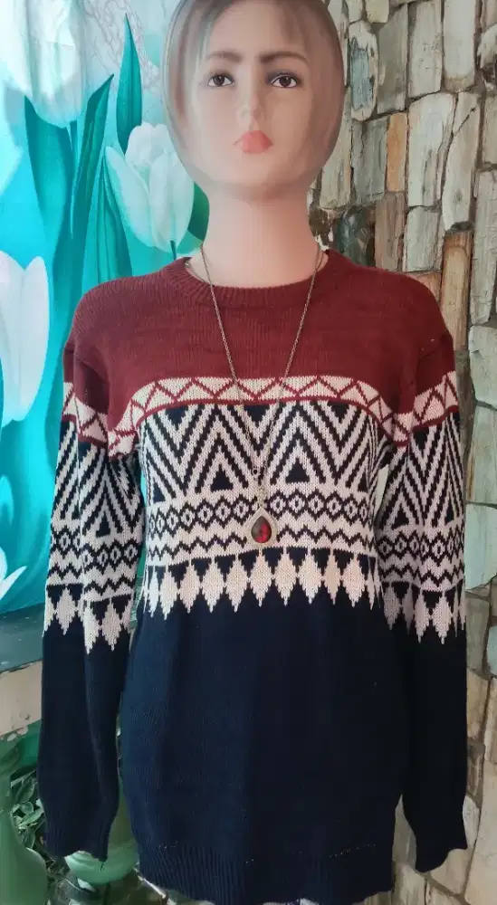 Sweater rajut wanita