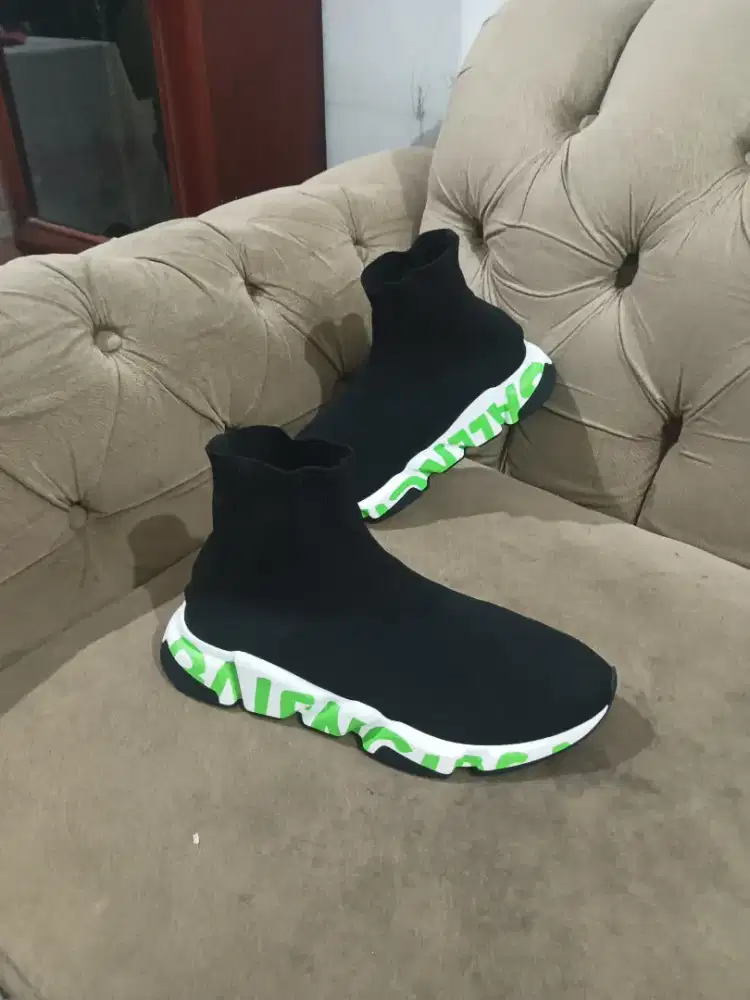 Sepatu pria Balenciaga original size 42
