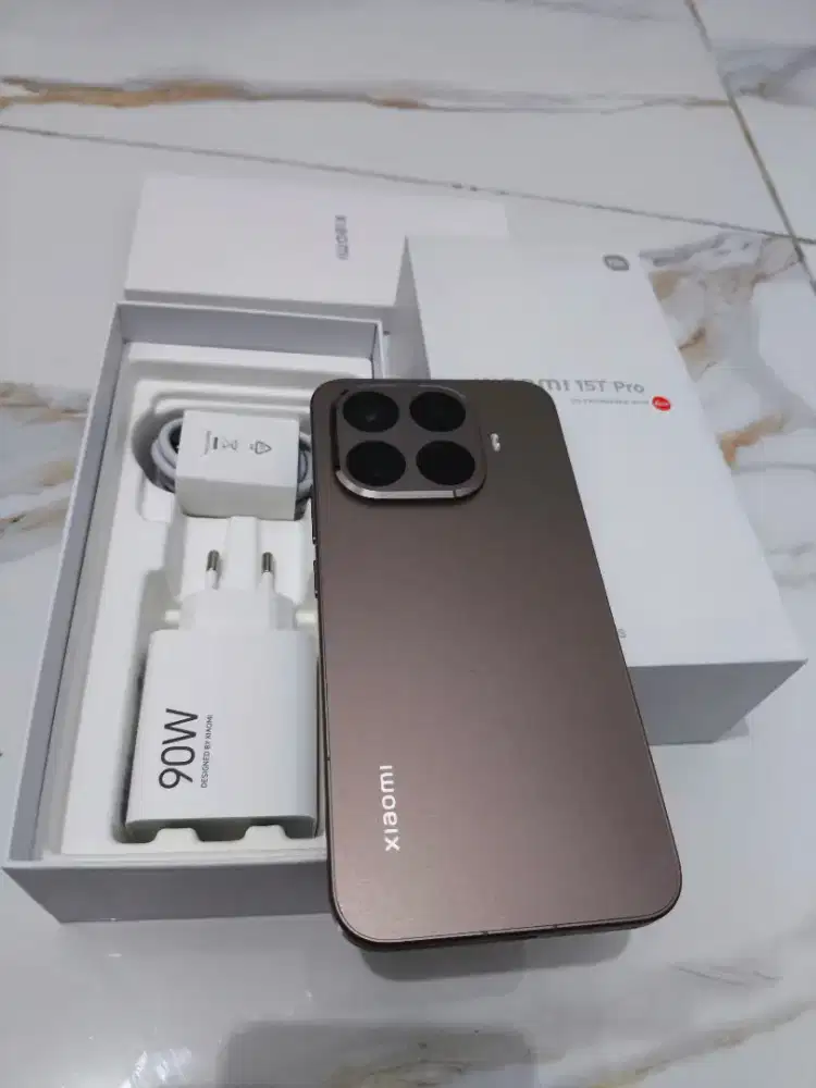 Xiaomi mi 15t pro 12/512gb fulset ori perfect