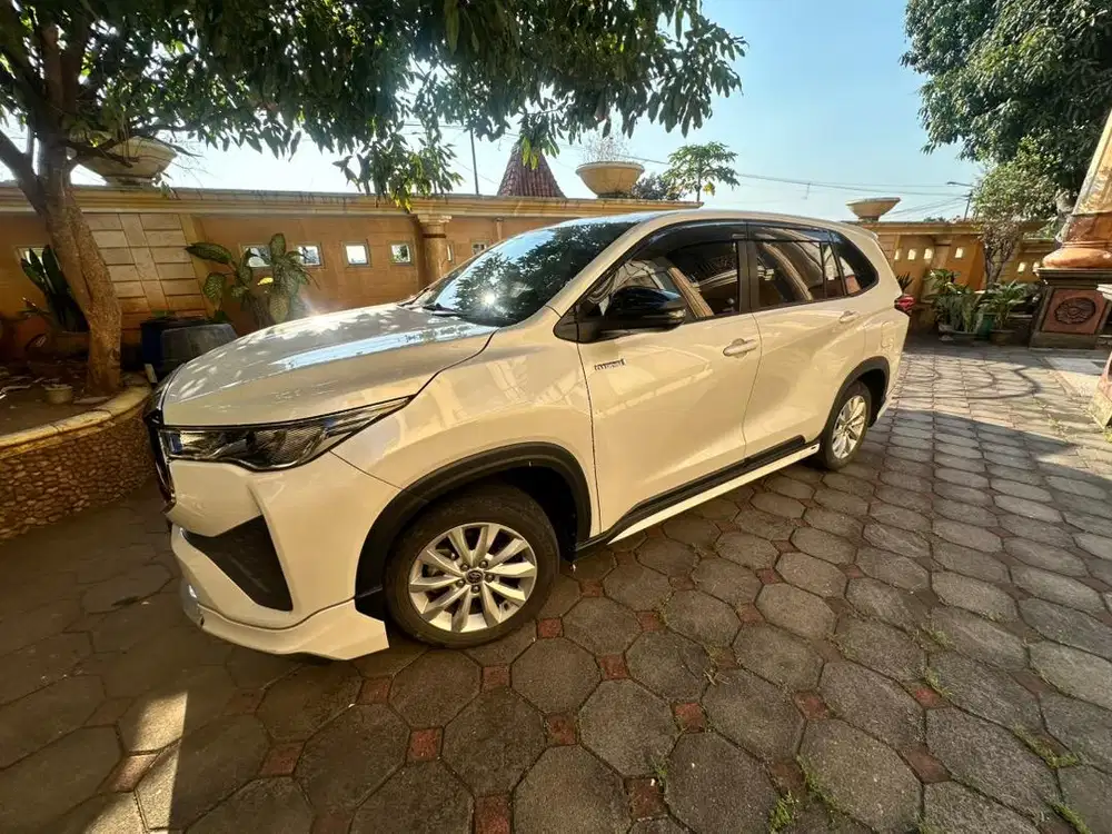 Zenix V Hybrid Modelista 2023