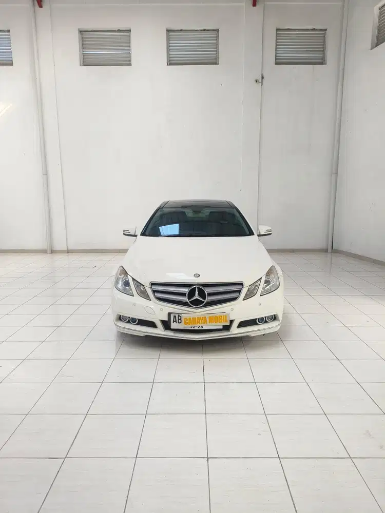 Mercedes Benz E 250 Coupe 2011