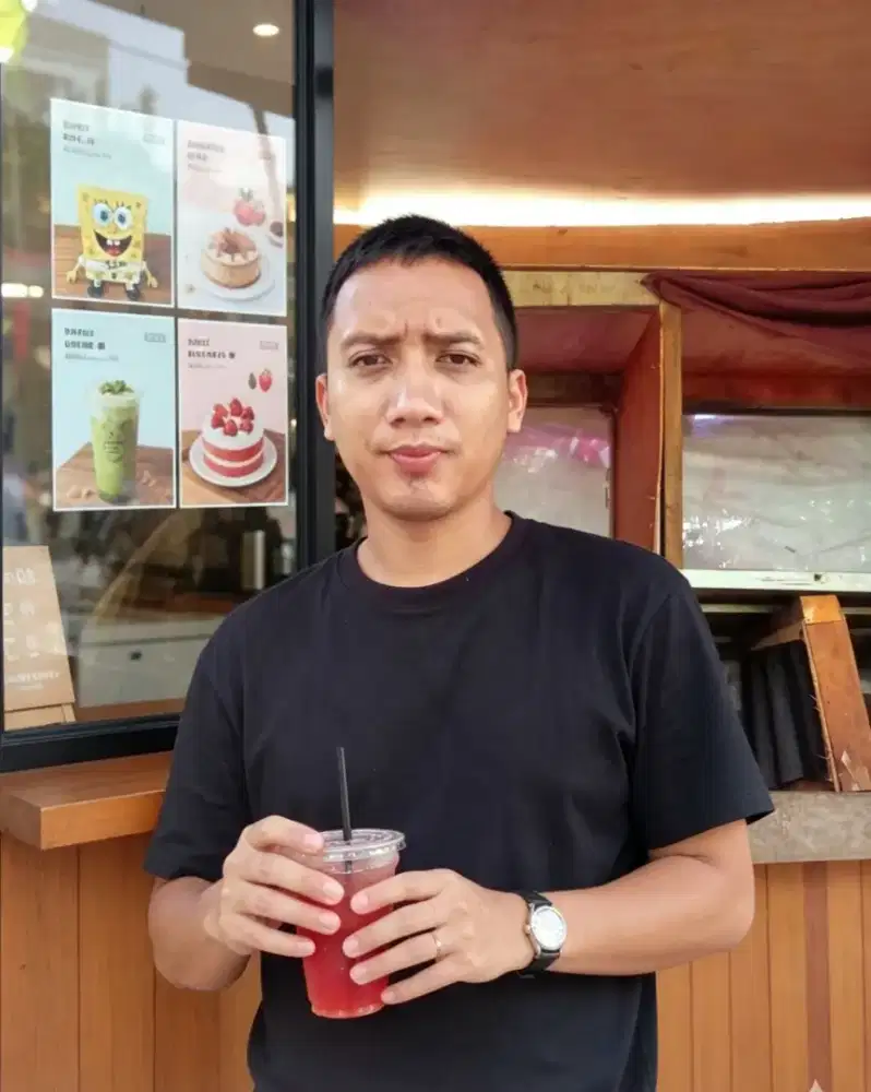 SAYA CARI PEKERJAAN YANG PENTING HALAL