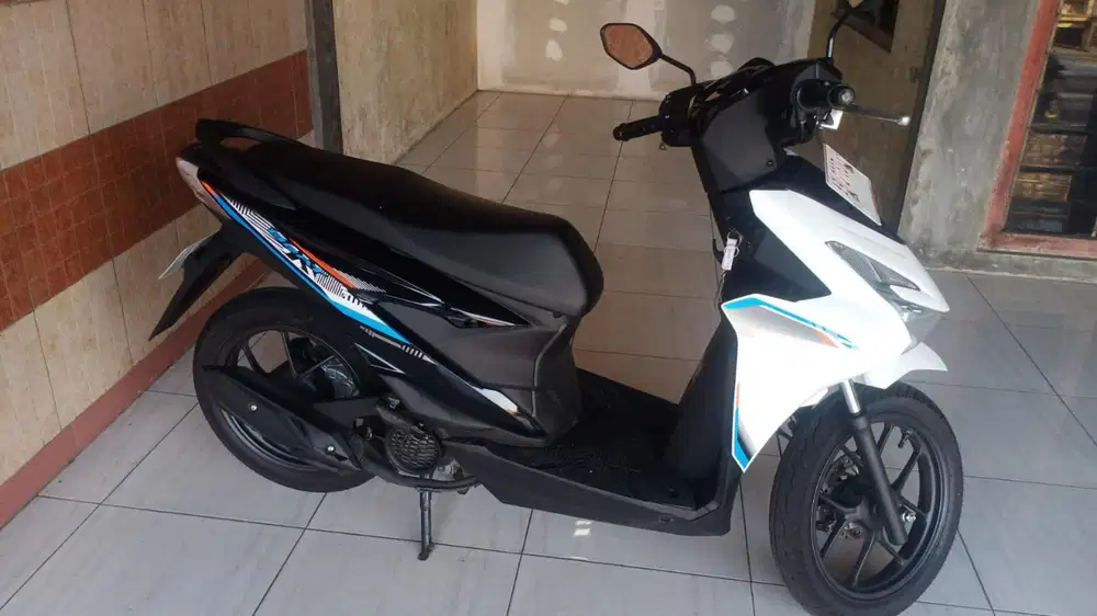 Beat putih hitam 2026 low km 1ribuan Gbm