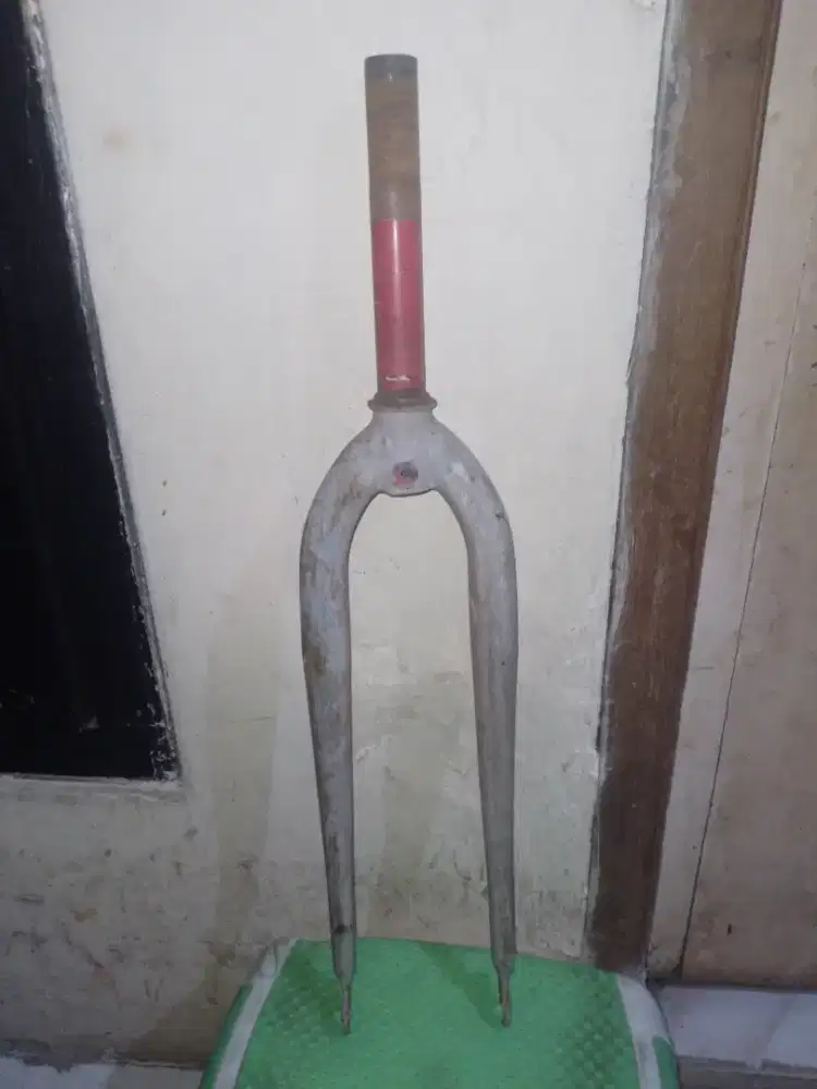 Fork sepeda 26 inci