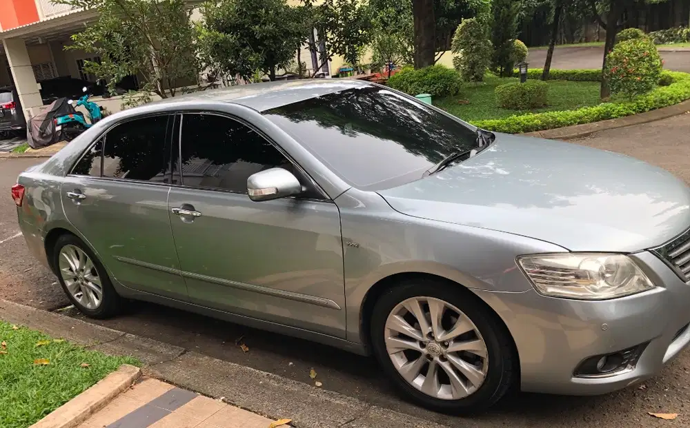 Camry Terawat istimewa Low KM siap pakai