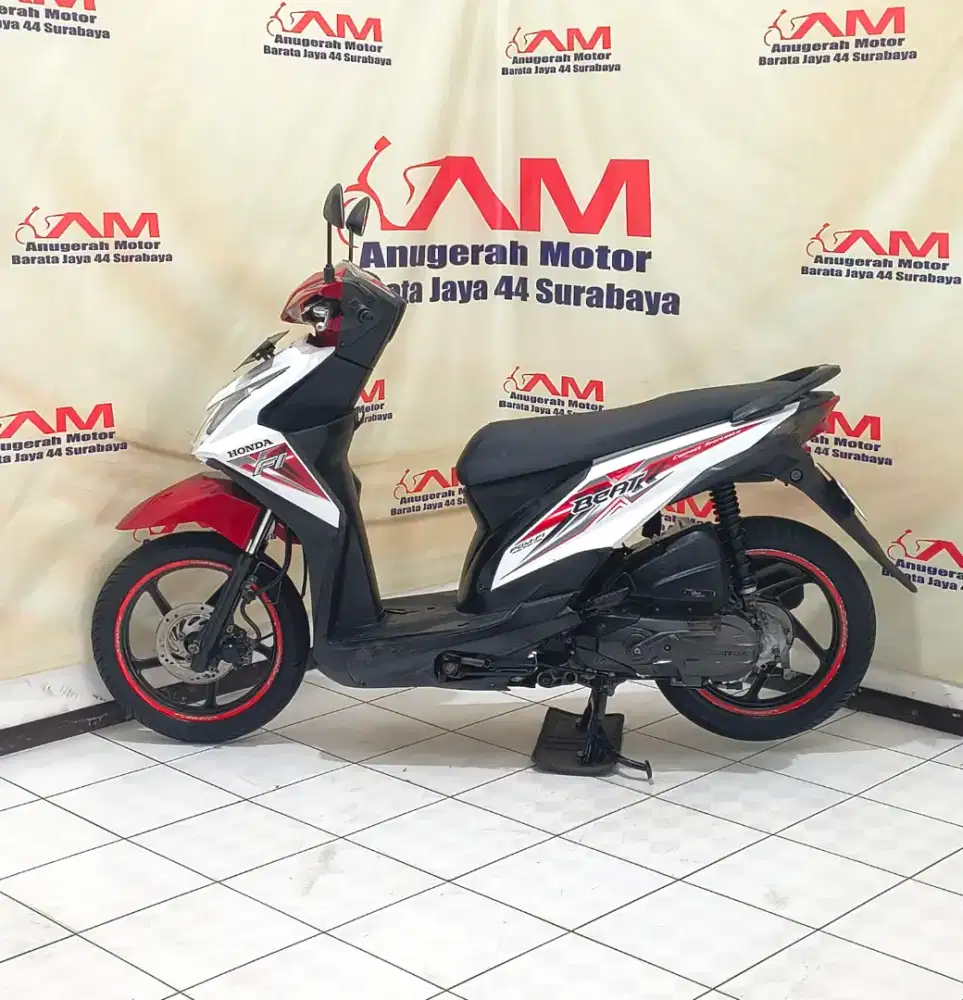 Honda Beat Fi Esp Tahun 2015 merah putih