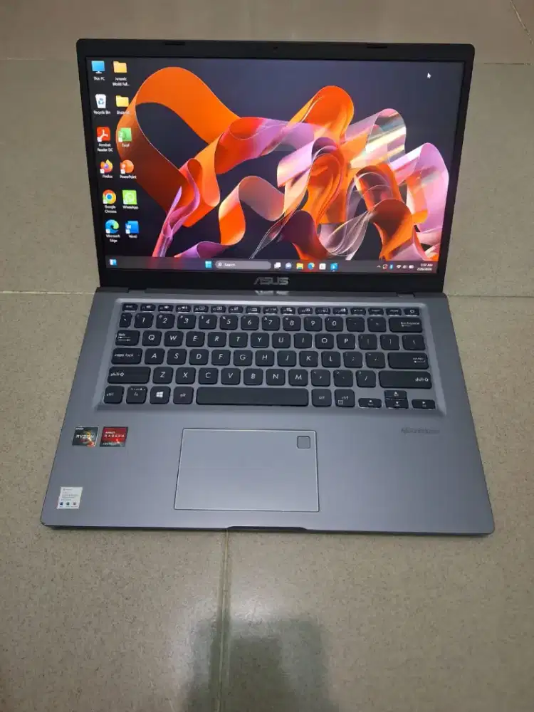 Bismillah dijual laptop Asus ryzen 3