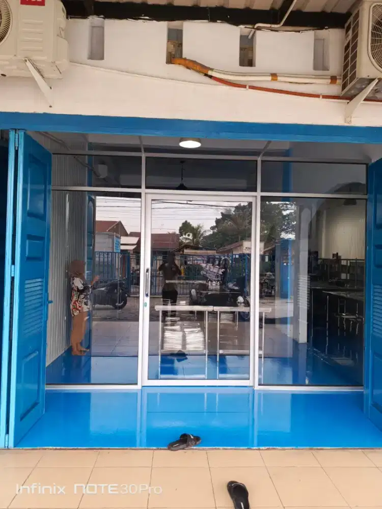 Jendela upvc,pintu sekat kaca,pintu kaca ruko no dp