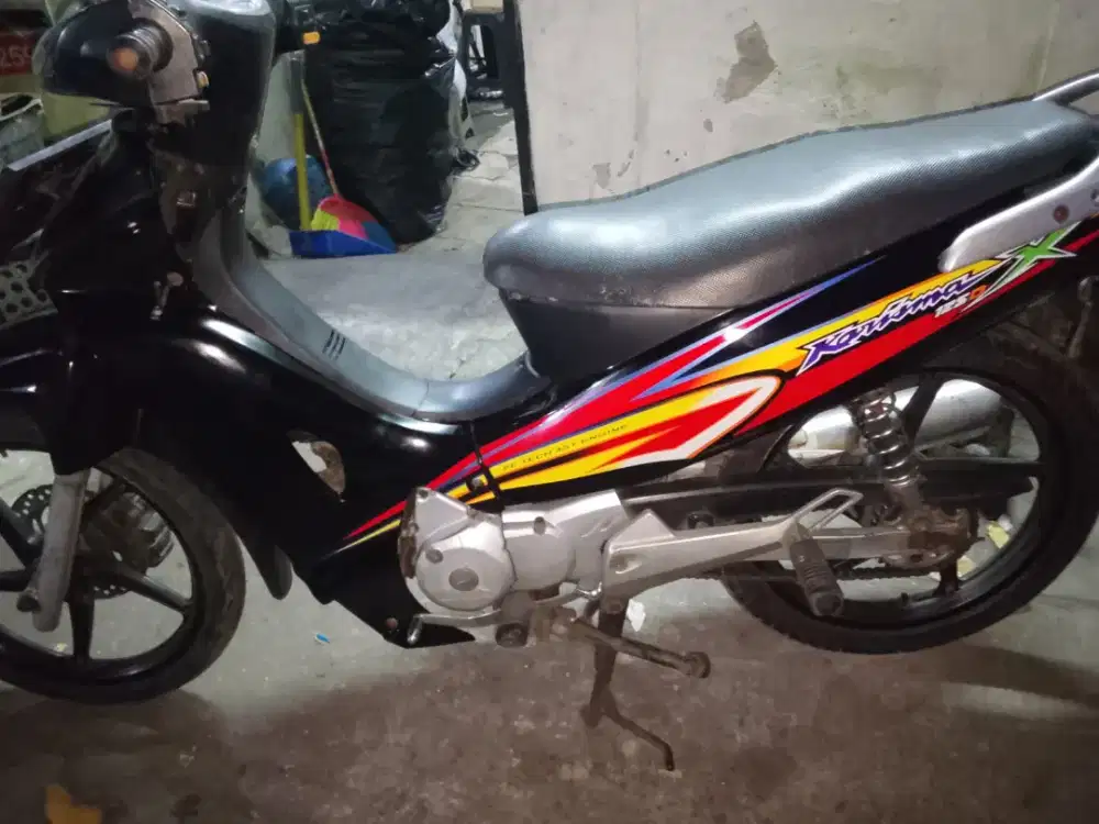 Honda karisma x thn 2005