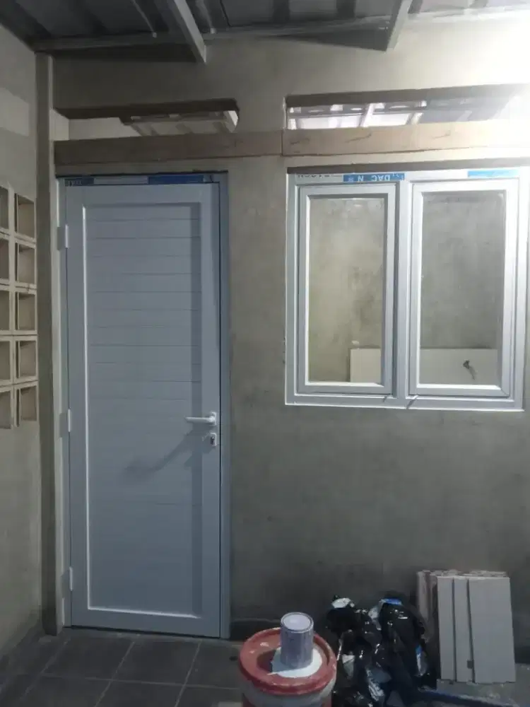 Pintu kaca swing 2 daun jendela pintu upvc kusen