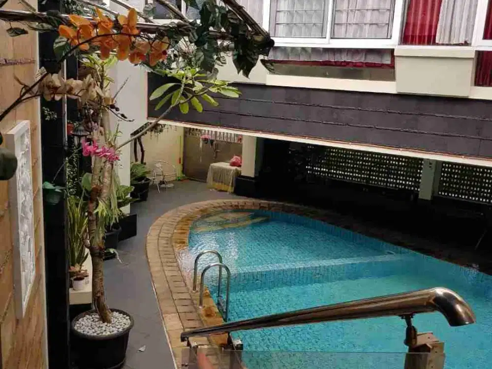 JUAL CEPAT RUMAH TAMAN DIPONEGORO ADA SWIMMING POOL LIPPO KARAWACI CENTRAL