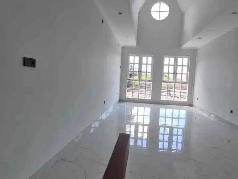 Disewakan Ruko baru 2 Lantai di Teuku Umar Barat